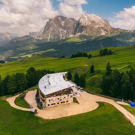 Paradiso Pure.Living Vegan Hotel Альпе-ди-Сьюзи Экстерьер фото